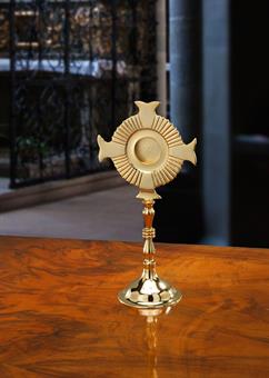 Reliquary modern design
gold-plated 